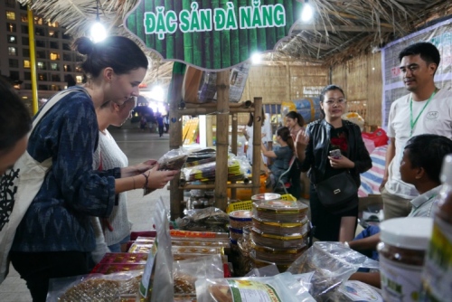 Hội chợ giới thiệu các sản phẩm đặc sản được chọn lọc của 63 tỉnh, thành phố Việt Nam 